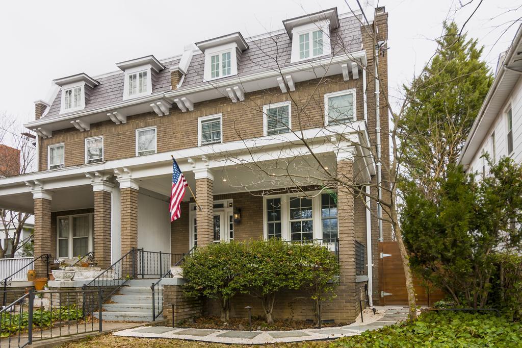 Gladys And David'S Apartment Washington Luaran gambar